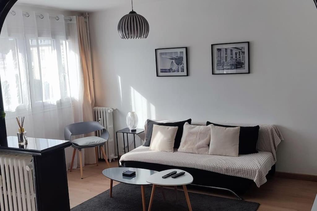 Quartier Des Emailleurs-T4 Avec Balcon Et Garage Apartment Limoges Bagian luar foto